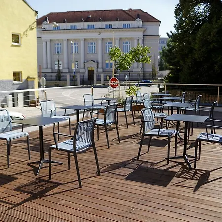 V Inom Svete Žilina